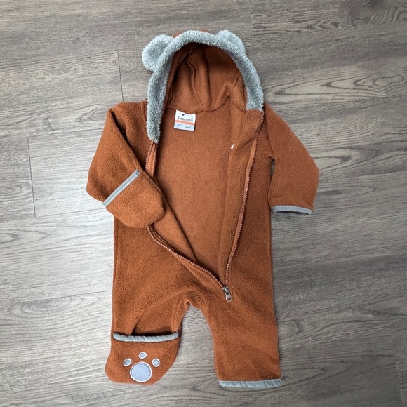 Cloud Islandx1, Gerberx3, Snonook Brown Bear Fleece Onesie, GUC - Picture 4 of 14